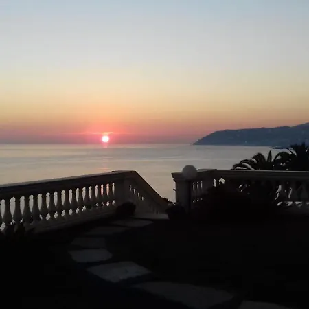 Villa Mare E Relax - La Ai Tre Ponti - Trilocale San Remo